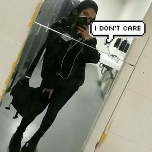 Meet your Posher, Juliett